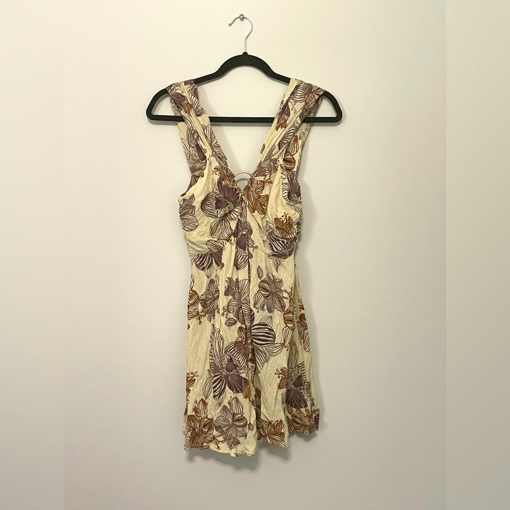 Free People
M(8) Bohemian, summer, mini dress, cream/brown